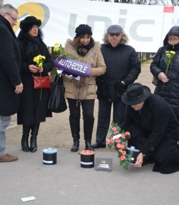 Groupements/syndicats La profession enterrée près de l’Assemblée ?