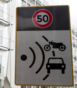 Sécurité routière De nouveaux panneaux pour signaler les radars