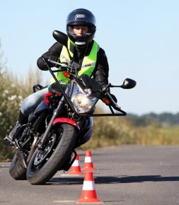 Formations/Examens Le Bepecaser prolongé pour les mentions deux-roues et groupe lourd