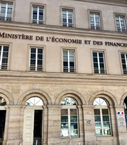 Économie/Entreprise L’État prend des mesures d’accompagnement des entreprises