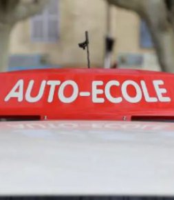 Économie/Entreprise Les syndicats se mobilisent pour éviter la fermeture des auto-écoles