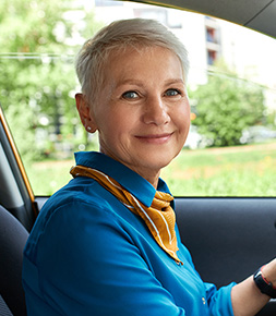 Sécurité routière Rapport Dekra : comment maintenir la mobilité  des seniors ?